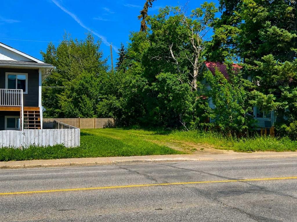 9810 108 Avenue  - Photo 8