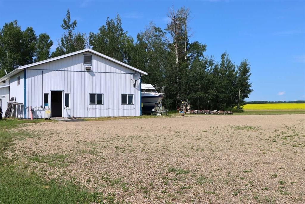 71004 Range Road 202   - Photo 21