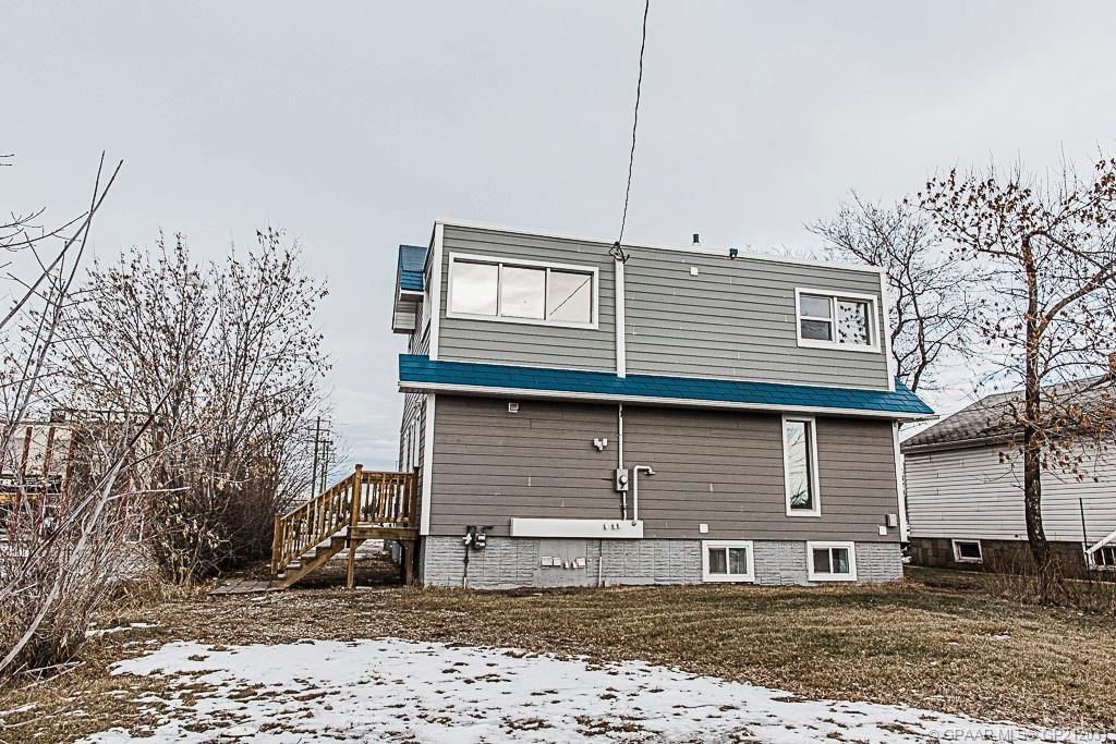 9731 100 Avenue  - Photo 35