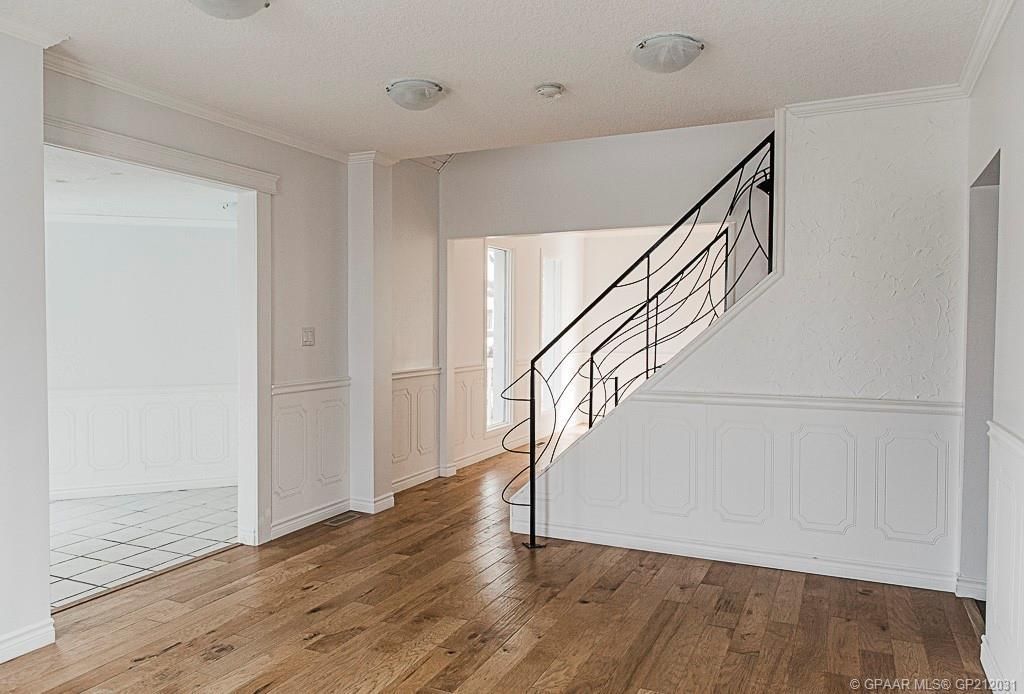 9731 100 Avenue  - Photo 9