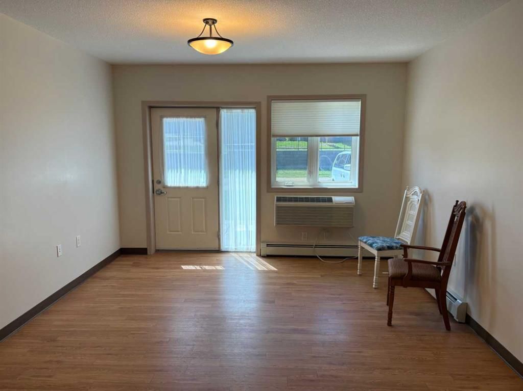 5, 4304 51 Street  - Photo 10