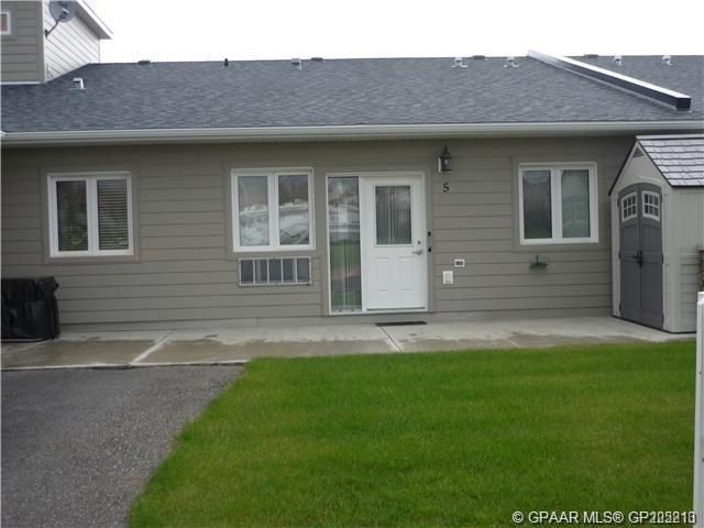 5, 4304 51 Street  - Photo 3