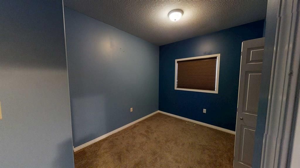 7613 114 Street  - Photo 11
