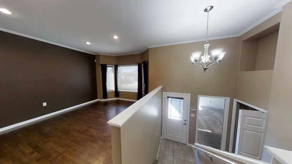 7613 114 Street  - Photo 4