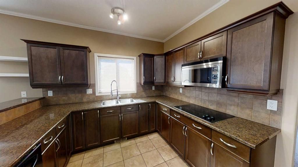 7613 114 Street  - Photo 7