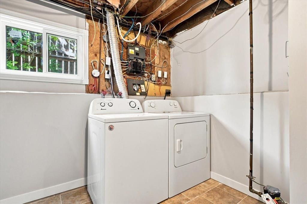8113 94 Street  - Photo 22