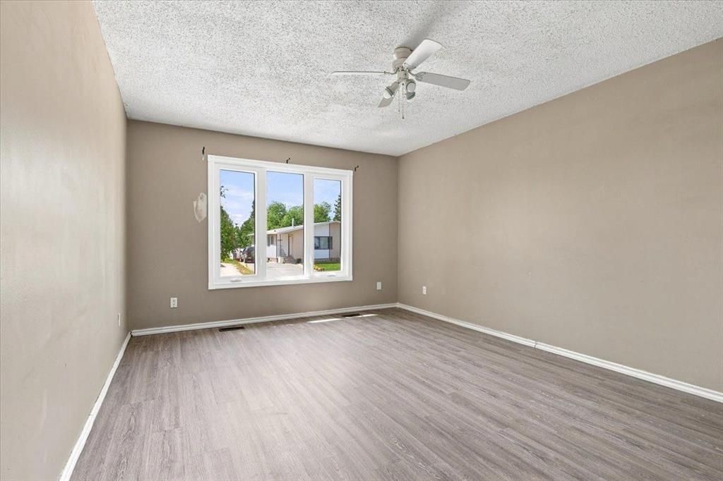 8113 94 Street  - Photo 7