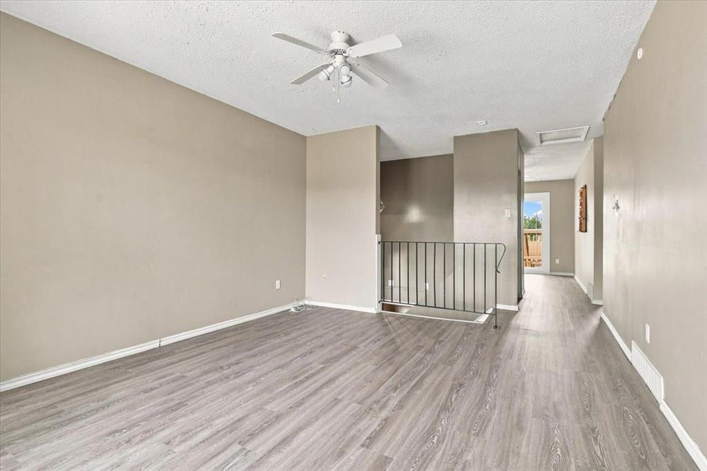 8113 94 Street  - Photo 8
