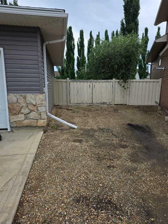 6409 98 A Street  - Photo 27