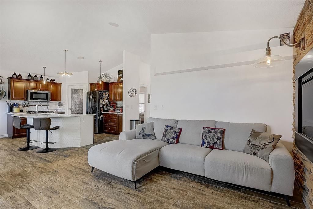 8842 115 Avenue  - Photo 8