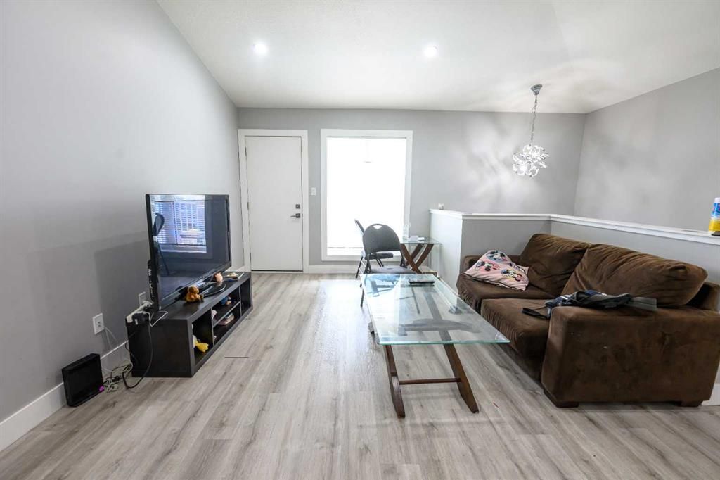 9303 107 Avenue  - Photo 20