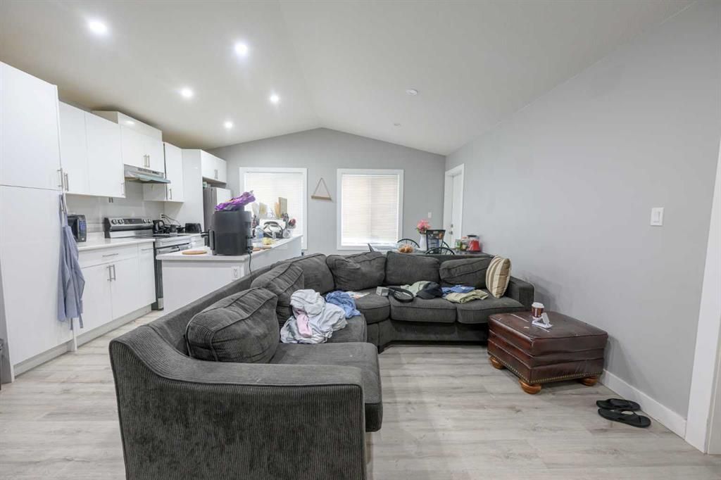 9303 107 Avenue  - Photo 5