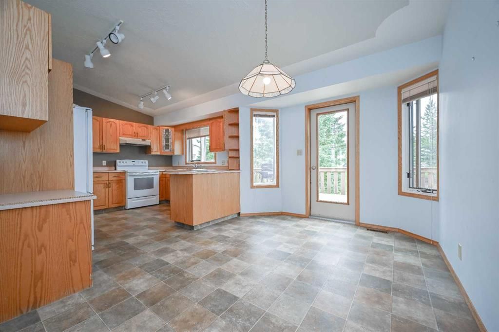902 Birch Street  - Photo 11