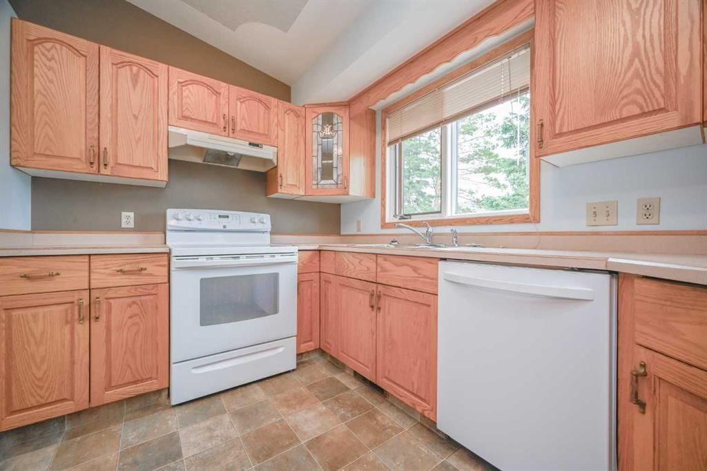 902 Birch Street  - Photo 16