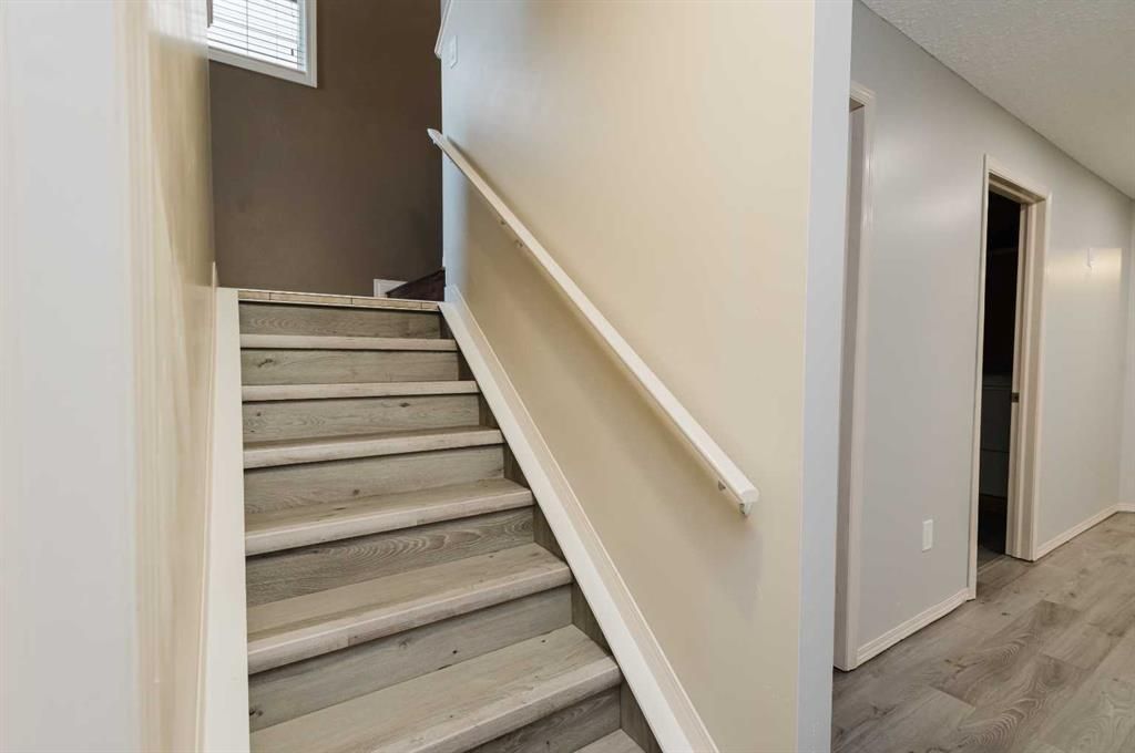 8610- 102A Ave   - Photo 19