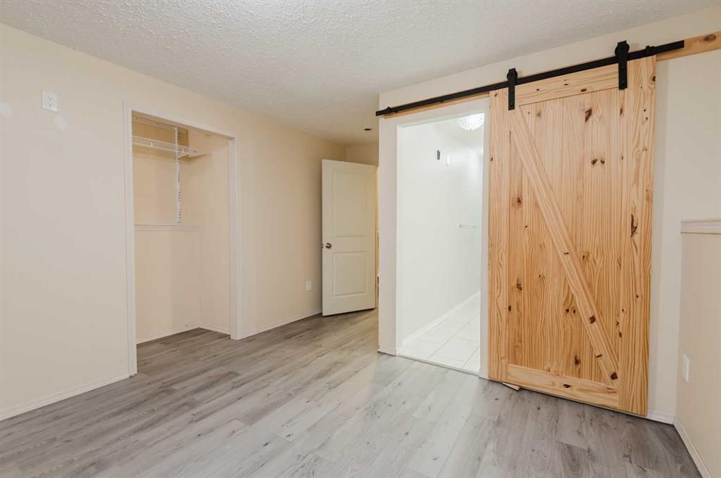 8610- 102A Ave   - Photo 23