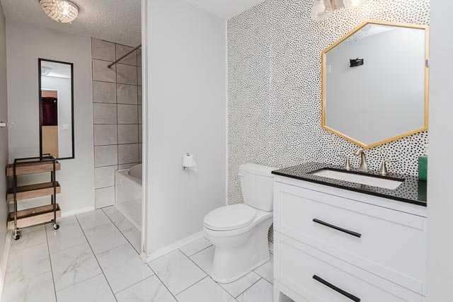 8610- 102A Ave   - Photo 25