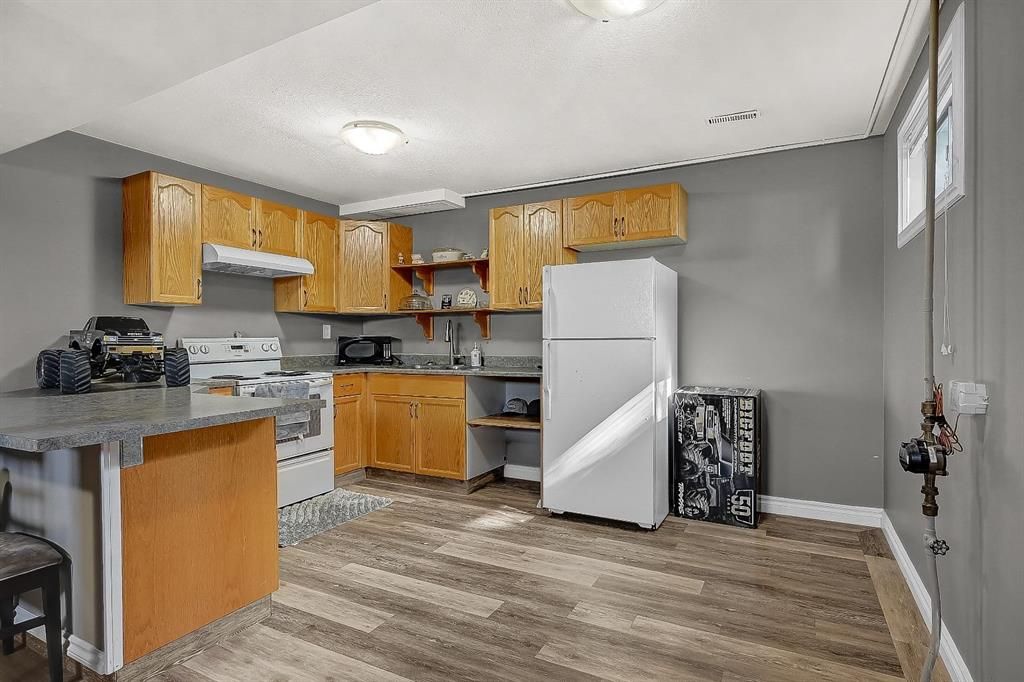 601 6 Avenue  - Photo 21