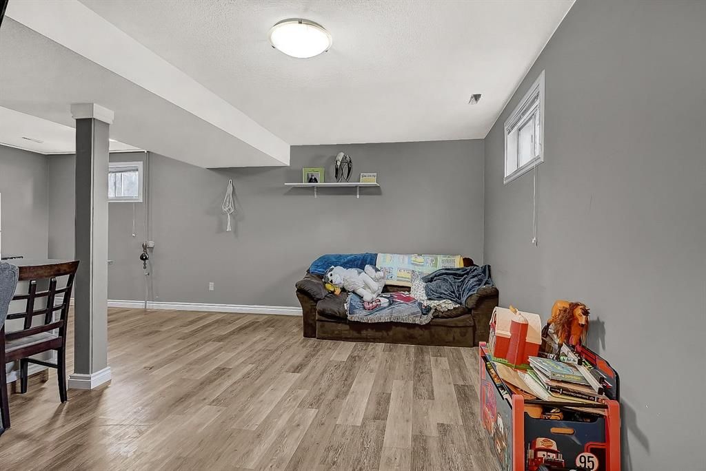 601 6 Avenue  - Photo 25