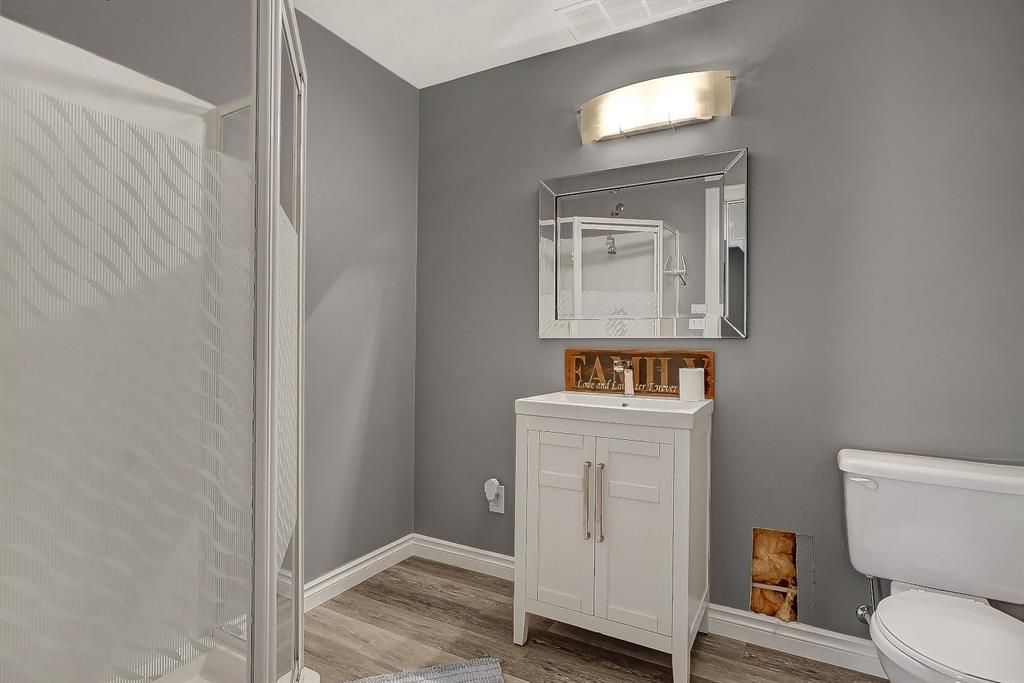 601 6 Avenue  - Photo 30