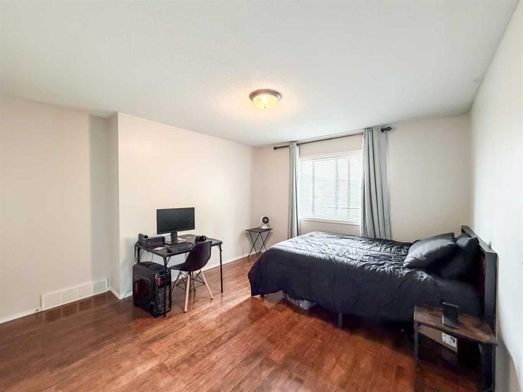 10761 74 Avenue  - Photo 13