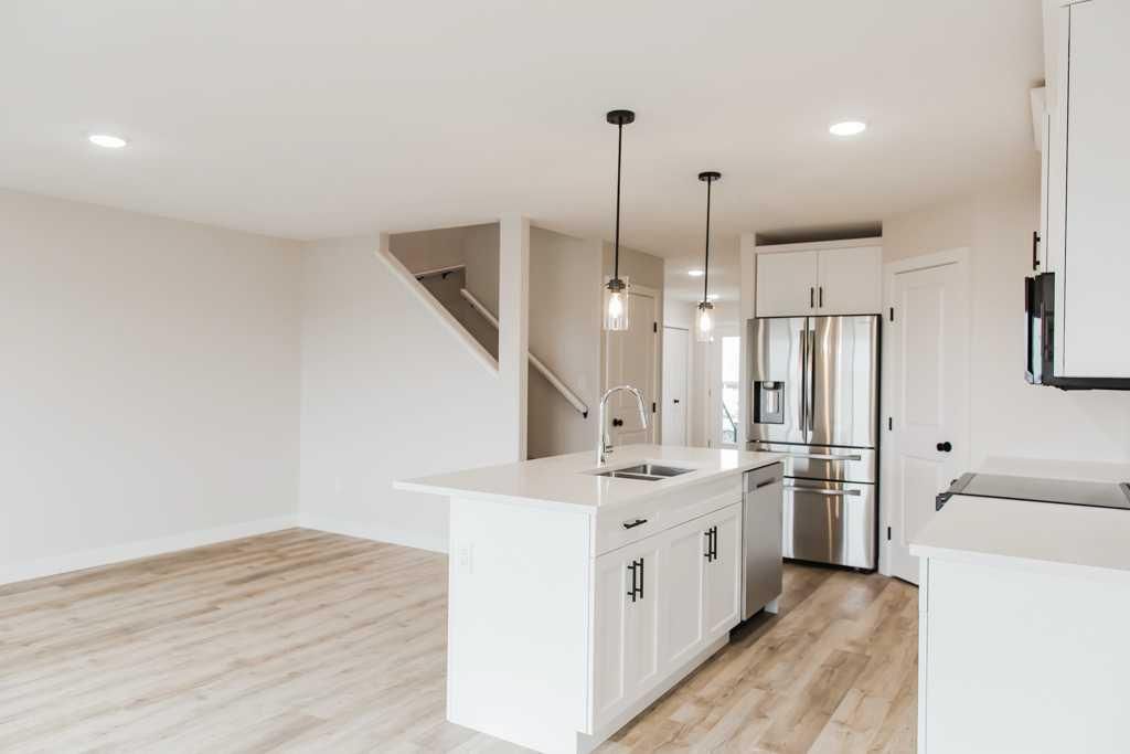9617 Hillcrest Drive  - Photo 12