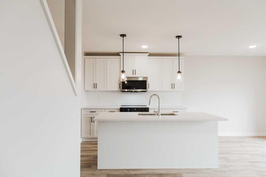 9617 Hillcrest Drive  - Photo 15