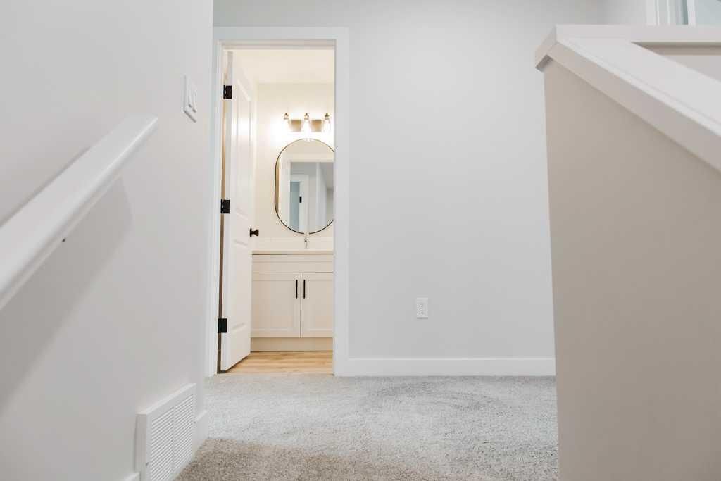 9617 Hillcrest Drive  - Photo 31
