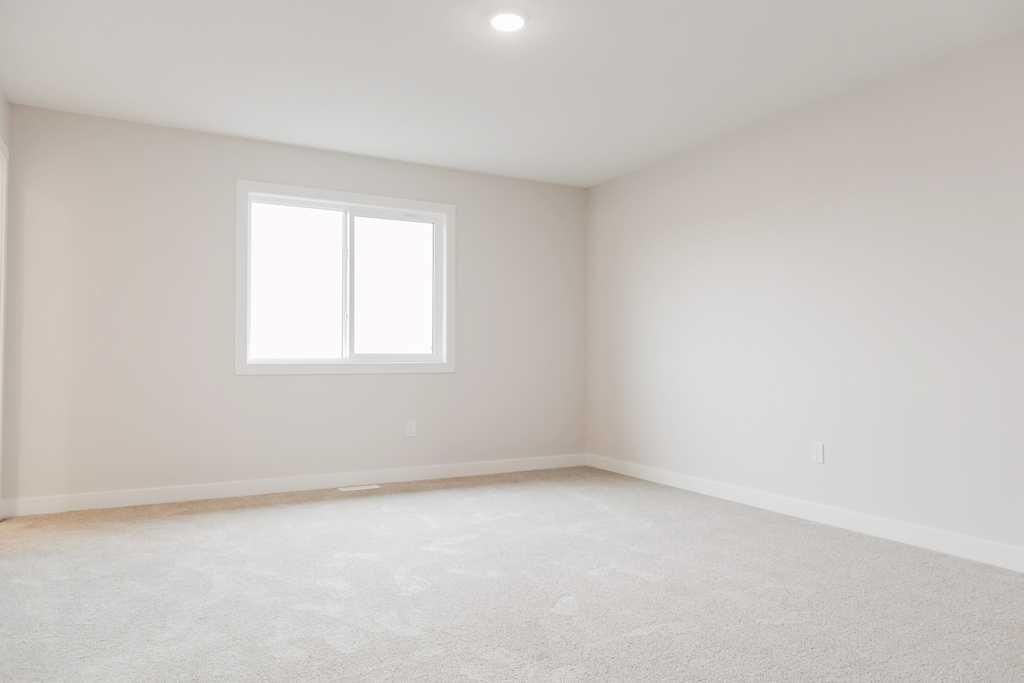 9617 Hillcrest Drive  - Photo 32