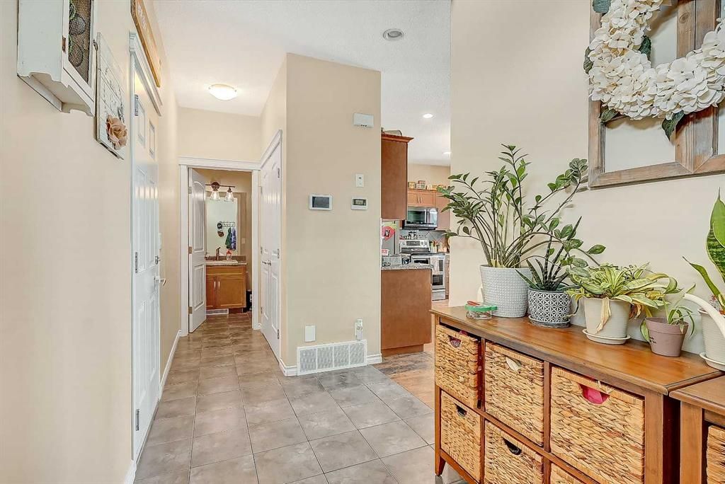 8821 88 Street  - Photo 16