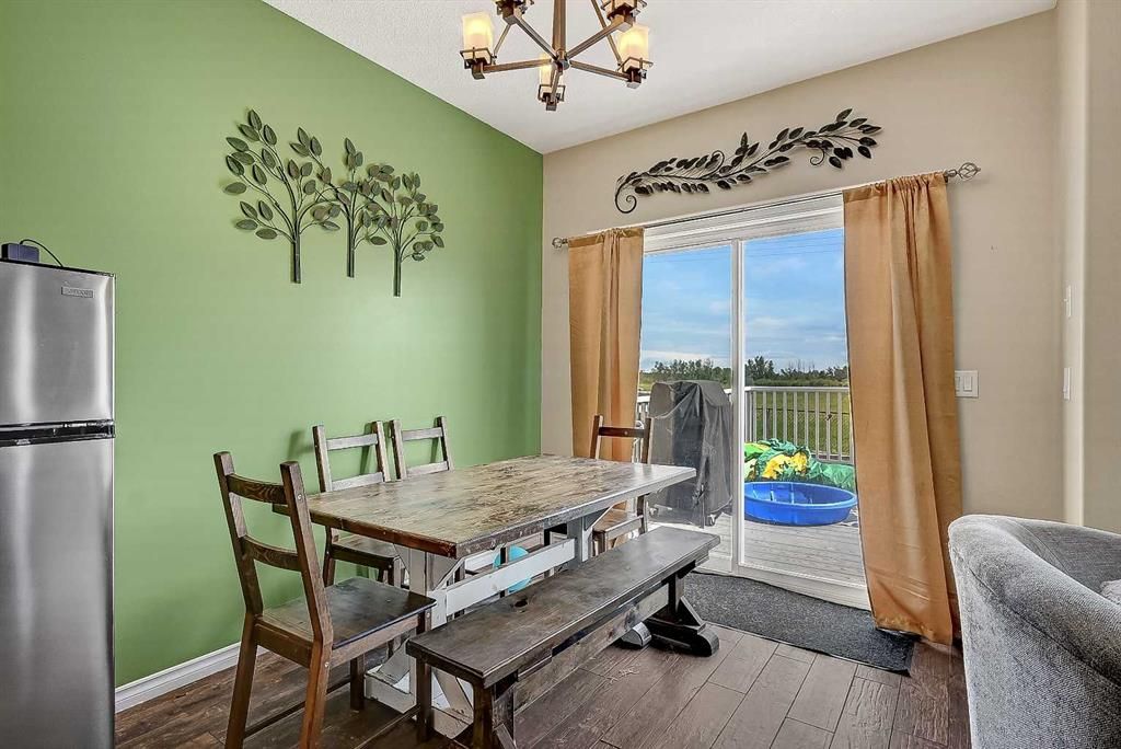 8821 88 Street  - Photo 5