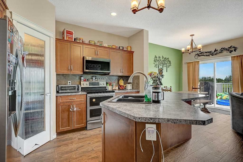 8821 88 Street  - Photo 7