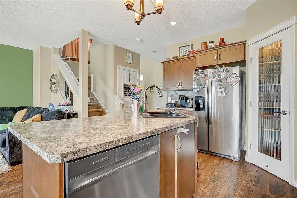 8821 88 Street  - Photo 8