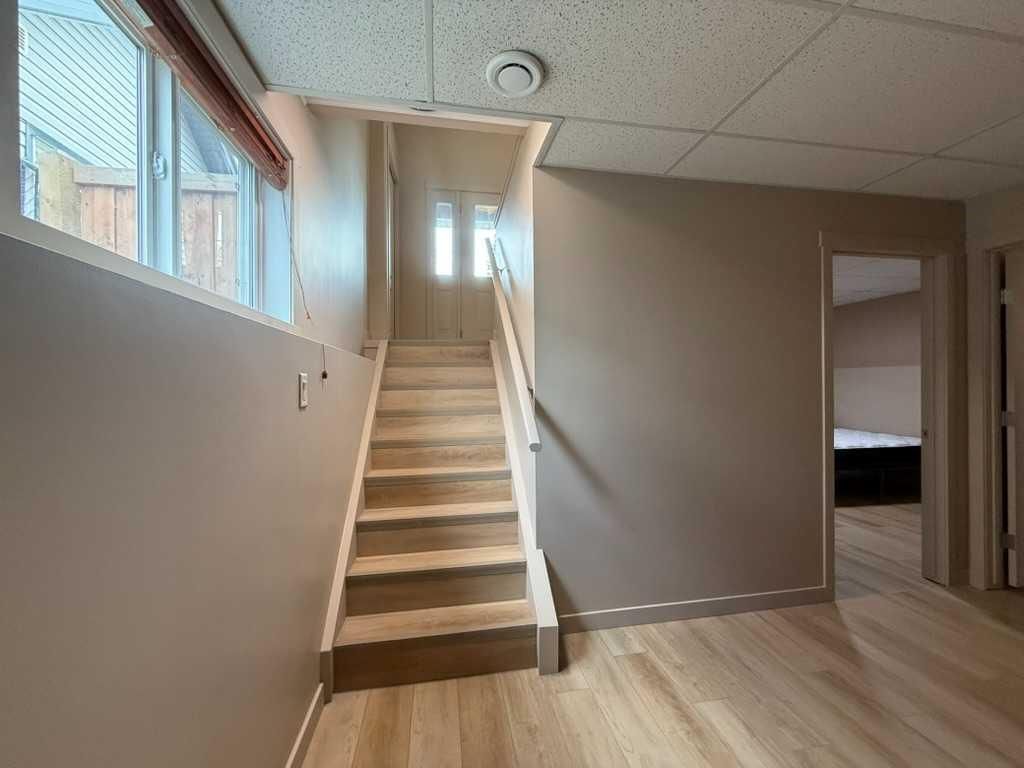 10022 96 Avenue  - Photo 16