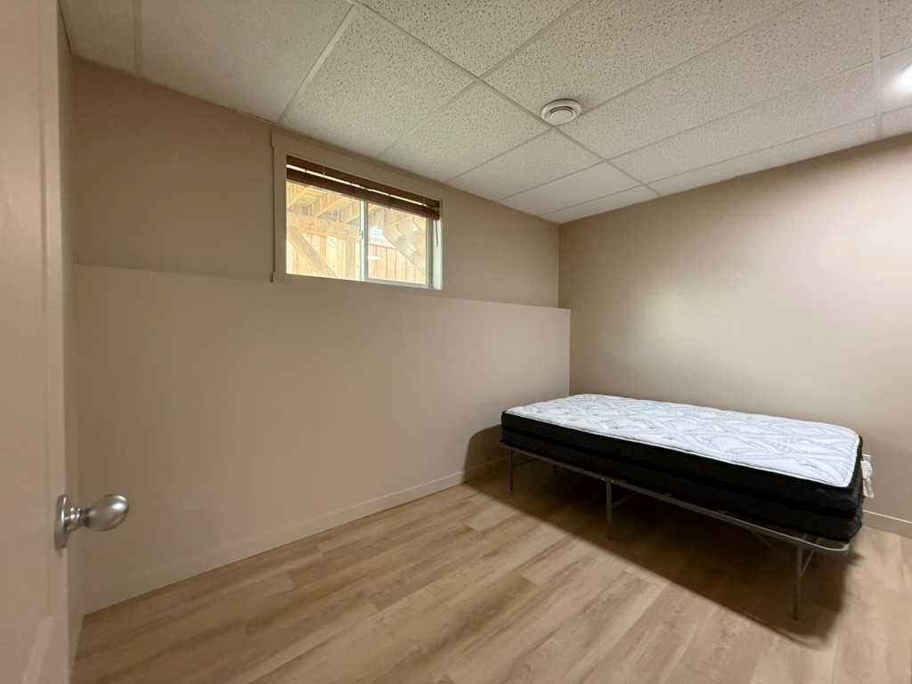 10022 96 Avenue  - Photo 18