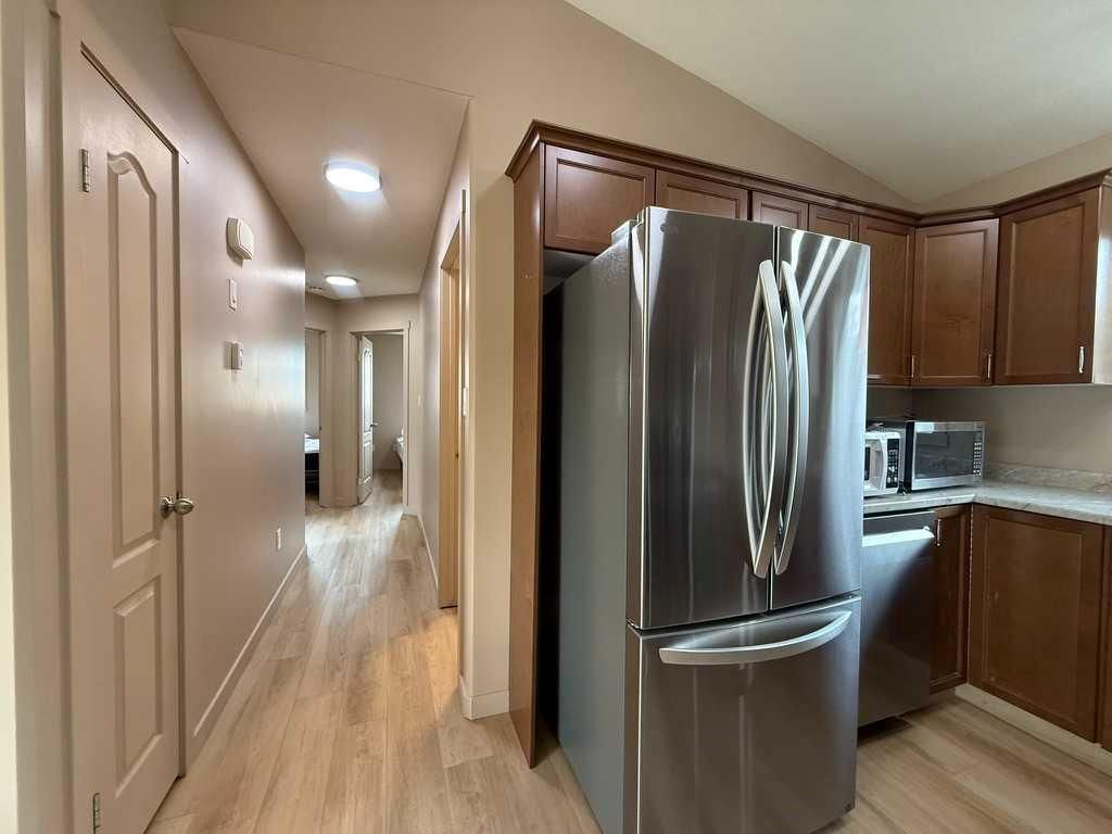 10022 96 Avenue  - Photo 8