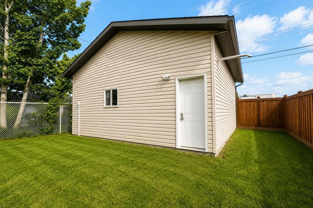 10024 96 Avenue  - Photo 15