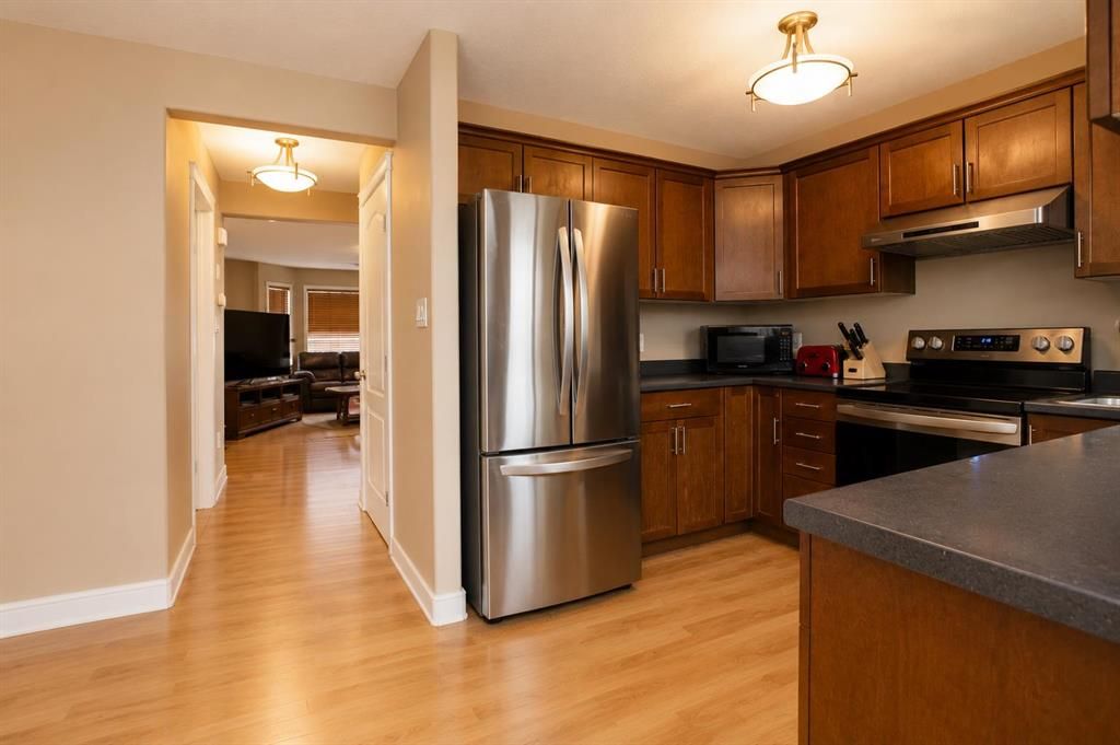10024 96 Avenue  - Photo 3