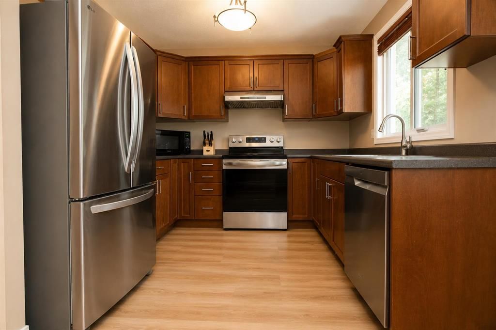 10024 96 Avenue  - Photo 4