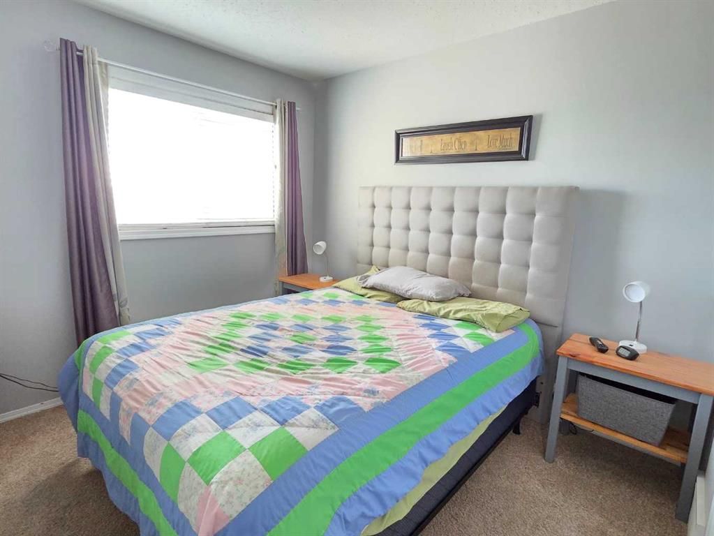 6922 90 Street  - Photo 21