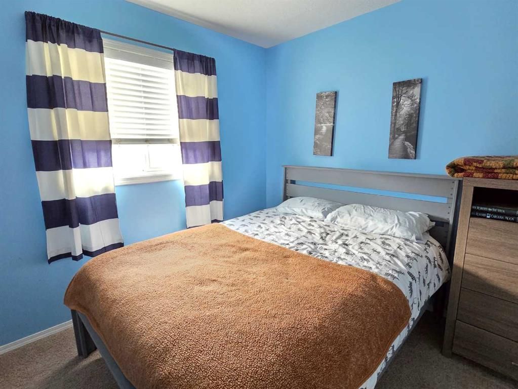 6922 90 Street  - Photo 22
