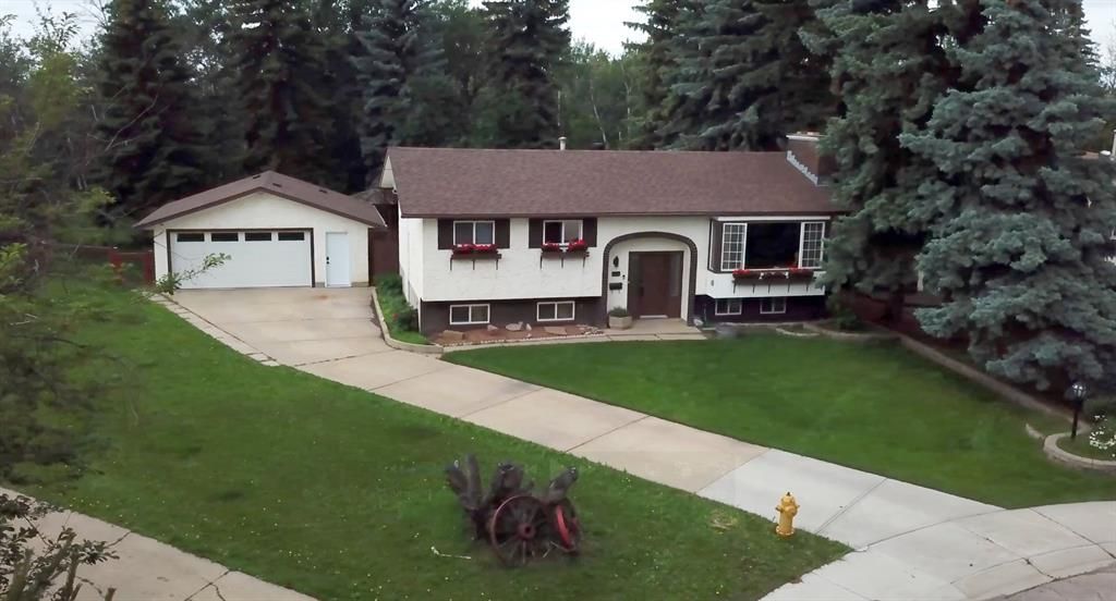 10128 85 Avenue - Photo 1