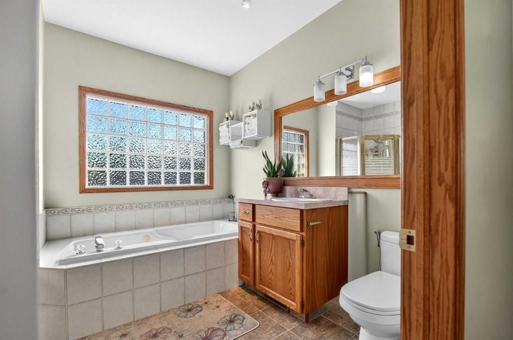 9105 Crystal Lake Drive   - Photo 14