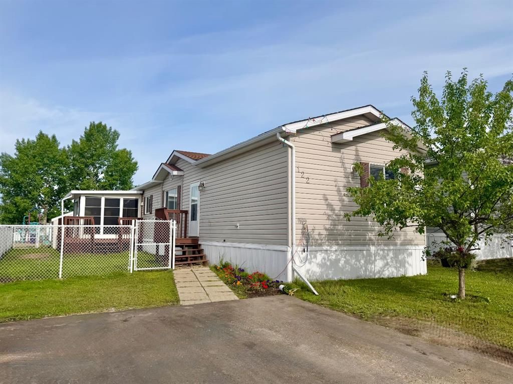 122, 10615 88 Street  - Photo 1