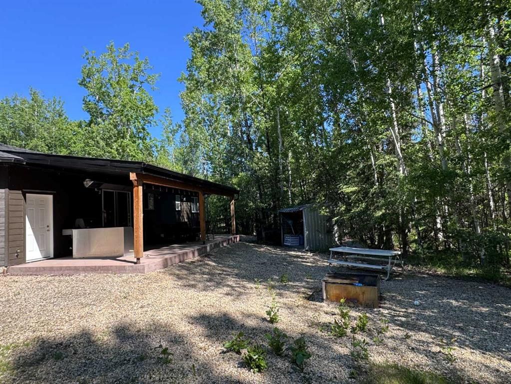 203, 70443 245 Range  - Photo 21