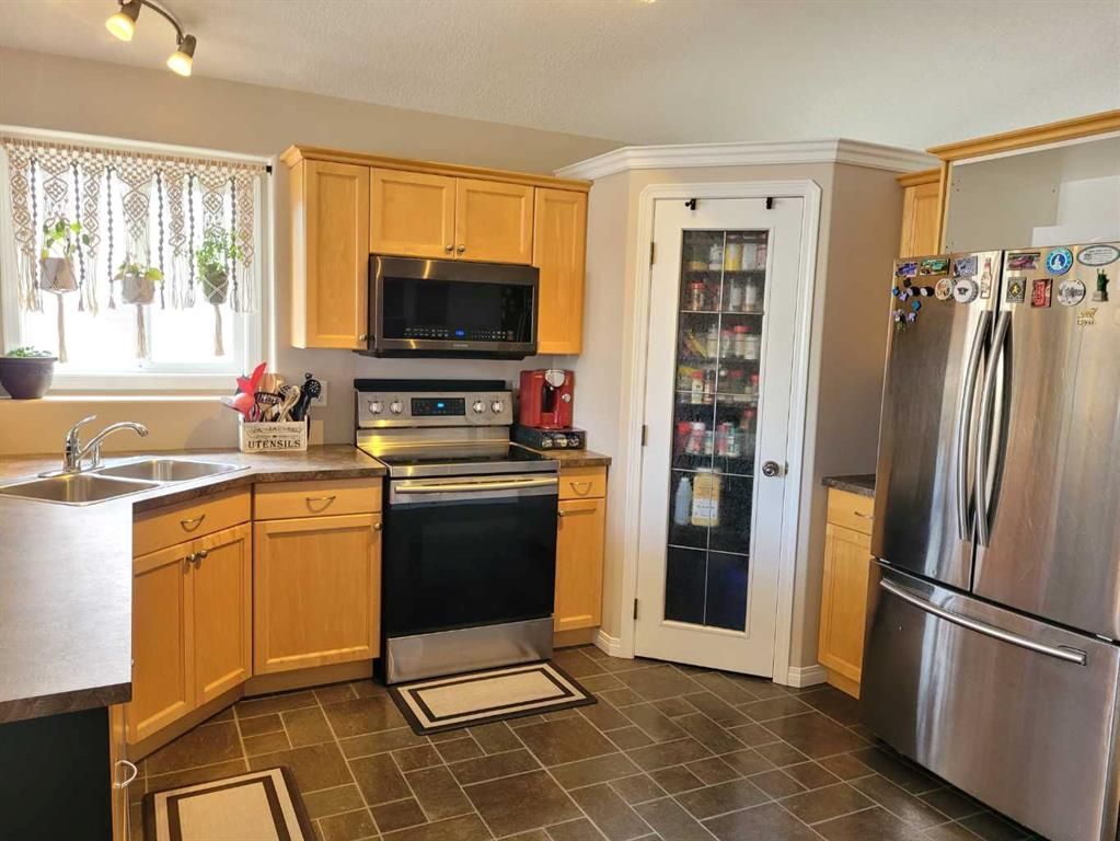 9217 129 Avenue  - Photo 13