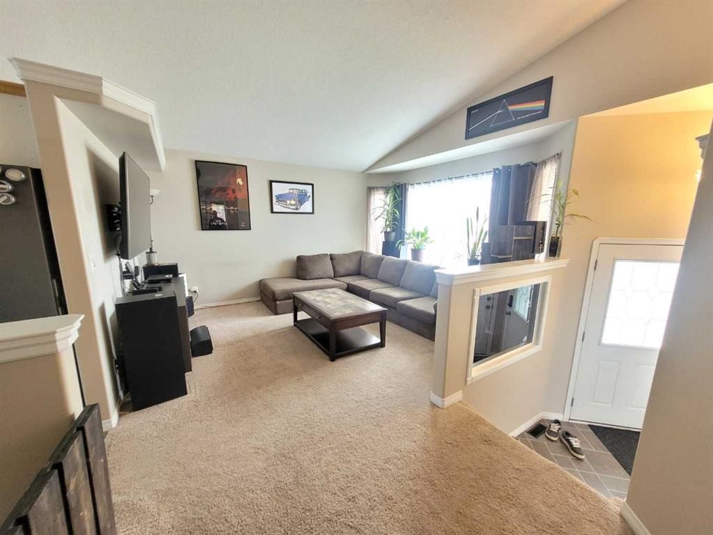 9217 129 Avenue  - Photo 8