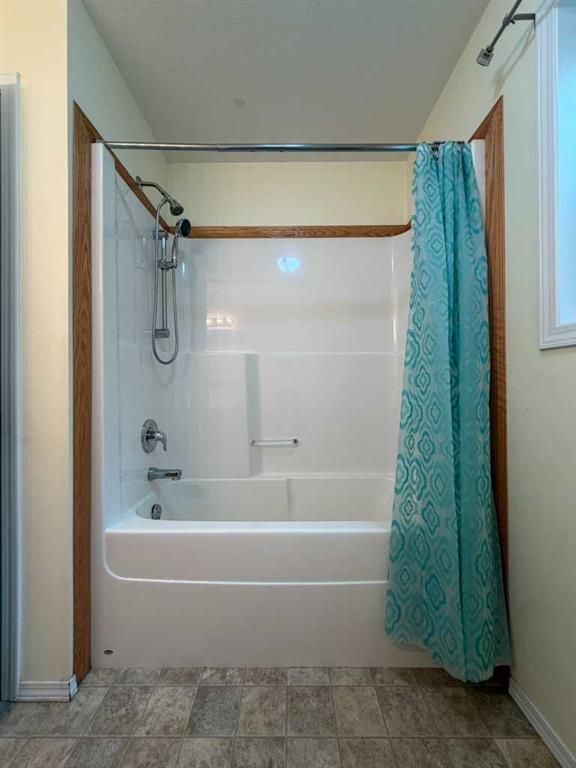 906 3 Avenue  - Photo 24