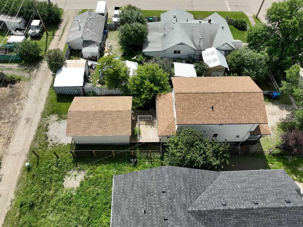906 3 Avenue  - Photo 46