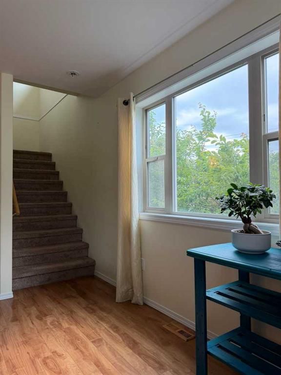 906 3 Avenue  - Photo 8